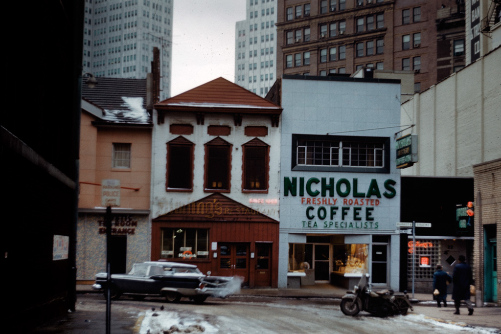 Market Square, quartier d’affaires, Pittsburgh, mars 1960 © Allan B. Jacobs