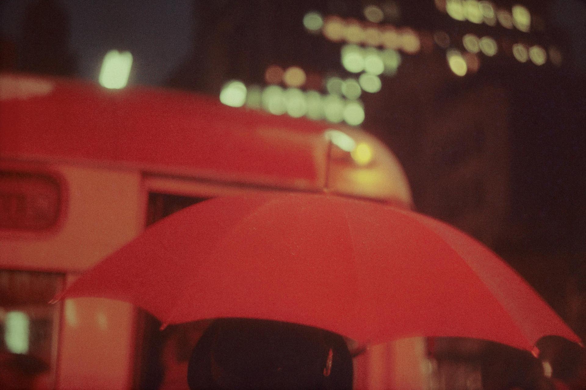 Red Umbrella 1951, © Saul Leiter