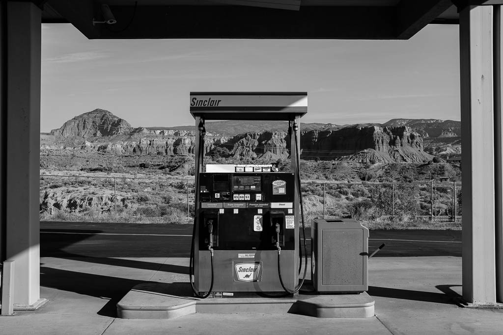 Gasoline station 3, 2013, © Luc Litzler